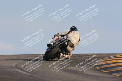 media/Nov-16-2023-Racers Edge (Thu) [[bcabf825d4]]/2-A Group/9Session 7 (Turn 12 Backside)/